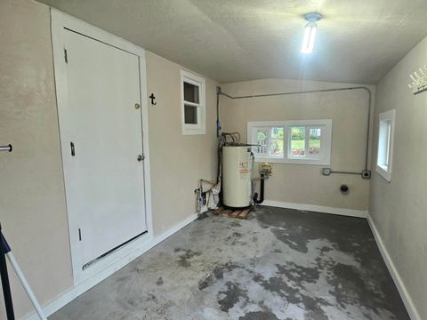 Tiny photo for 130 W Obrien Street, OBrien, OR 97534 (MLS # 220212925)