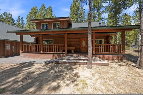 Tiny photo for 14177 Whitewater Loop, La Pine, OR 97739 (MLS # 220221799)