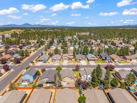 Tiny photo for 16465 Riley Drive, La Pine, OR 97739 (MLS # 220226849)