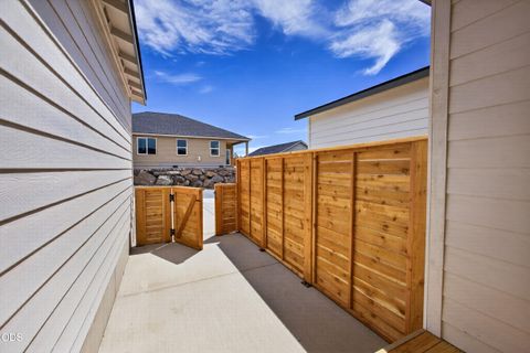 Tiny photo for 3932 SW 39th Street #Lot 39, Redmond, OR 97756 (MLS # 220225387)