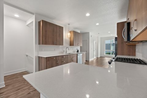 Tiny photo for 12430 SW 171st Terrace, Beaverton, OR 97007 (MLS # 220217522)