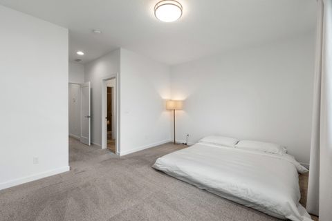 Tiny photo for 12430 SW 171st Terrace, Beaverton, OR 97007 (MLS # 220217522)