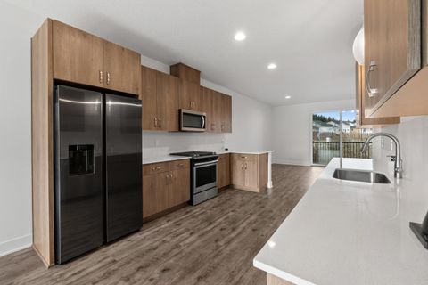 Tiny photo for 12430 SW 171st Terrace, Beaverton, OR 97007 (MLS # 220217522)