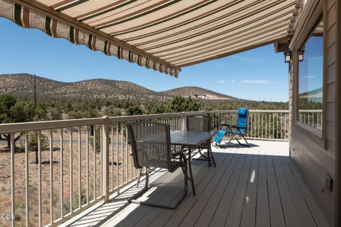 Tiny photo for 2269 Hawk Owl Court, Redmond, OR 97756 (MLS # 220222981)