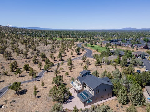 Tiny photo for 2269 Hawk Owl Court, Redmond, OR 97756 (MLS # 220222981)