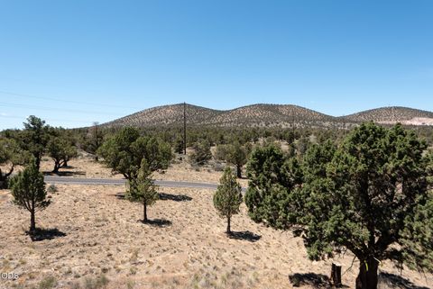 Tiny photo for 2269 Hawk Owl Court, Redmond, OR 97756 (MLS # 220222981)