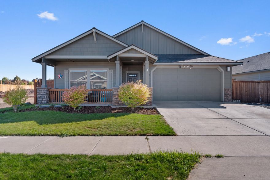 Tucked away in a quiet setting just minutes from town, this beautiful 4 bedroom, 2.5 bathroom home offers the convenience of being out of the hustle, while still being just a skip, hop, and jump away from shopping, dining, and amenities.

Inside, you'll find gorgeous updates throughout, including stainless steel appliances and modern finishes that make this home turnkey. Outside, you have a fully fenced yard, perfect for pets or gatherings.

With its move-in ready condition, stylish upgrades, and unbeatable location, this home is ready to welcome its next owners. 

Don't miss your chance to make it yours!