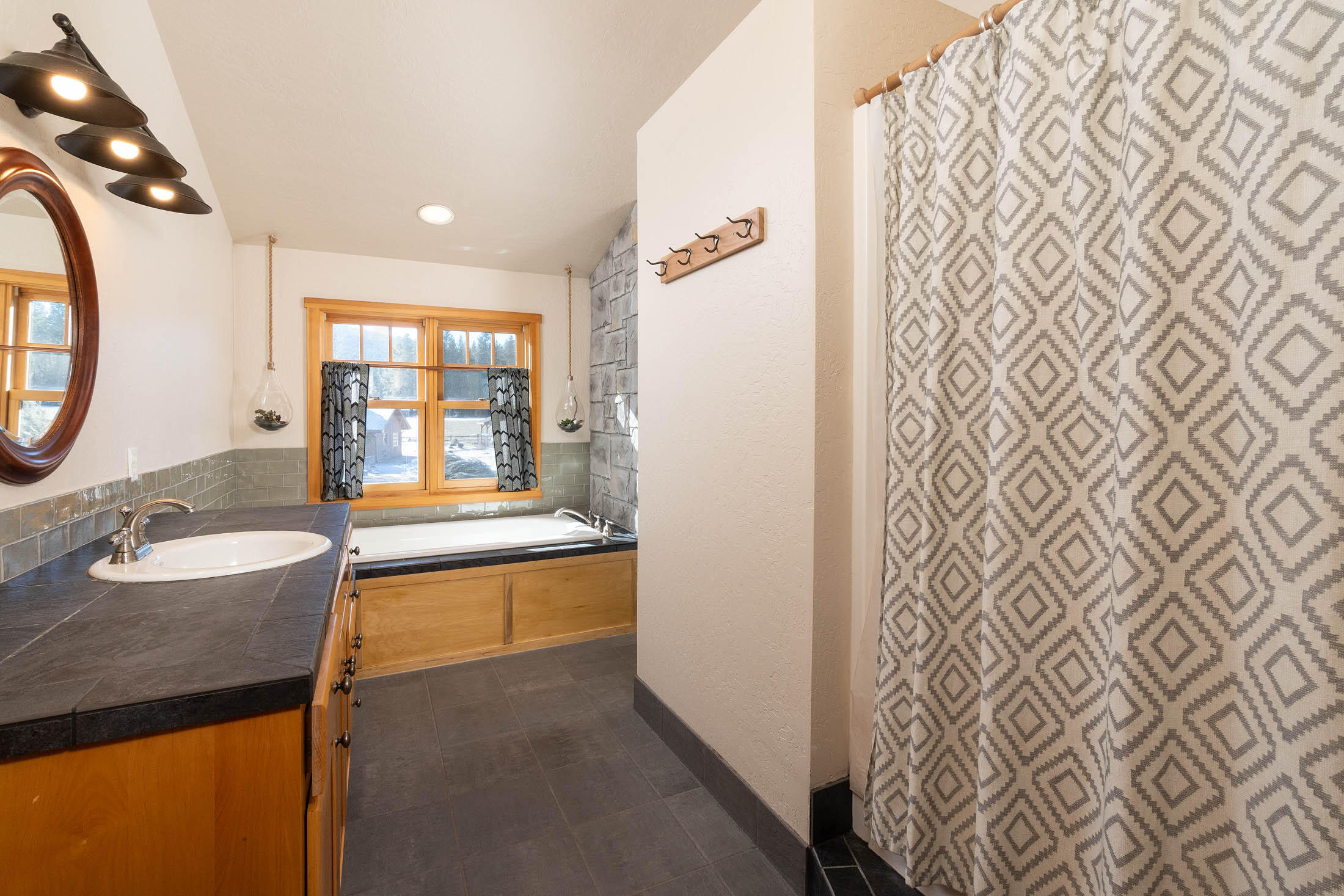 Metolius Meadows - Residential