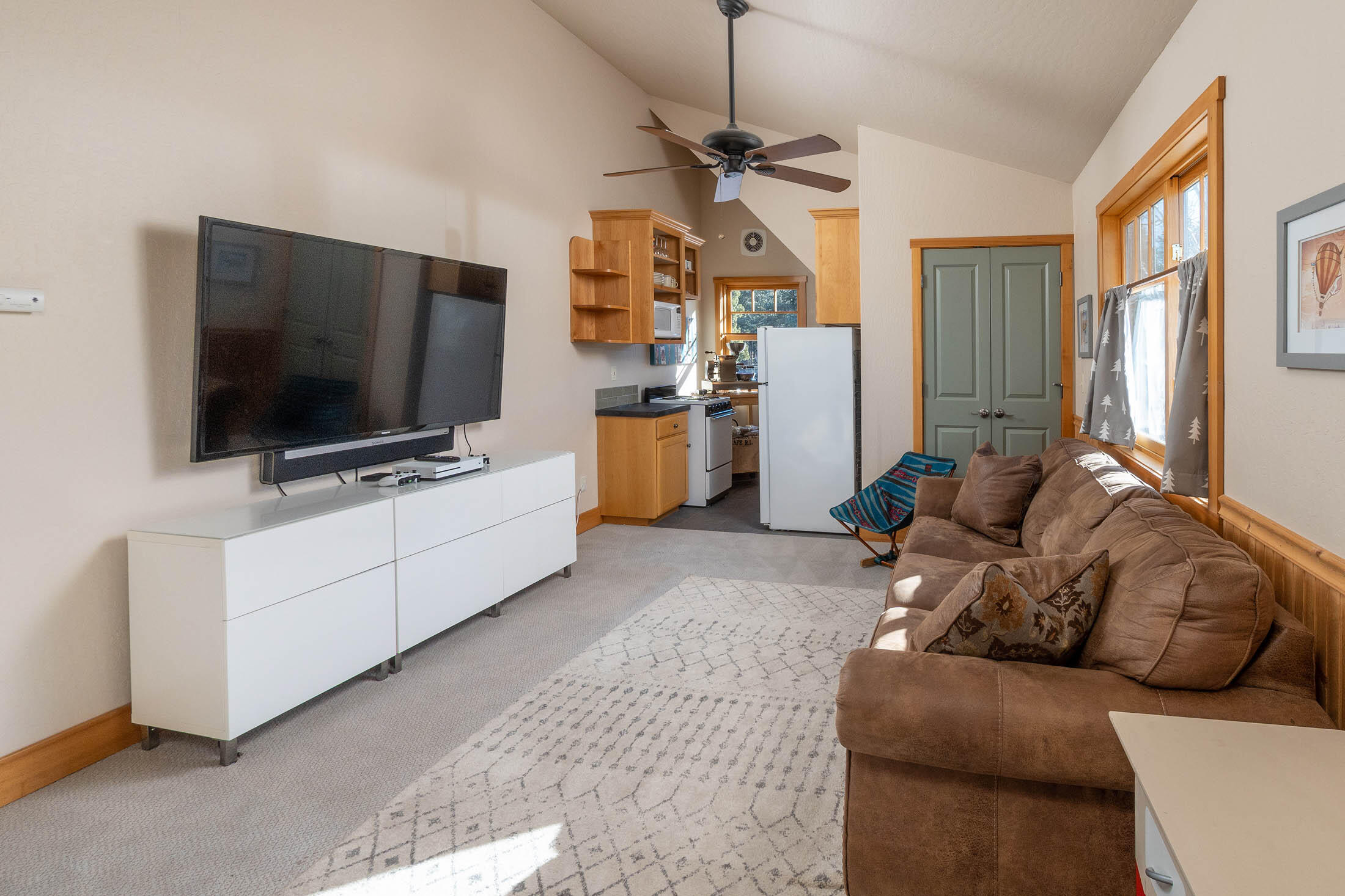 Metolius Meadows - Residential