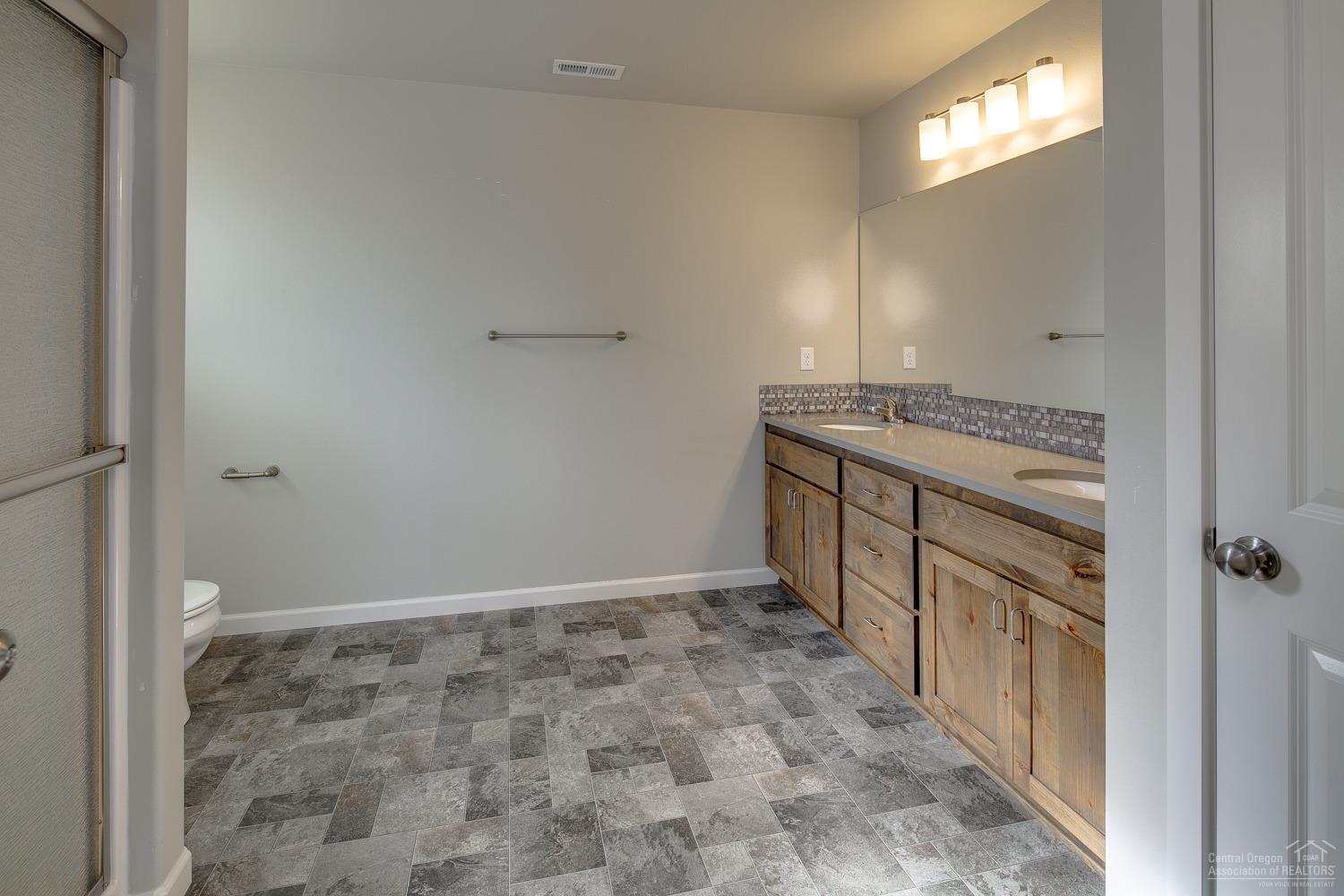 Fieldstone Crossing - Residential