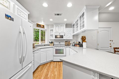 Tiny photo for 419 Idlewild Drive, Cave Junction, OR 97523 (MLS # 220213310)