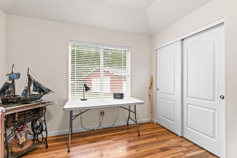 Tiny photo for 419 Idlewild Drive, Cave Junction, OR 97523 (MLS # 220213310)