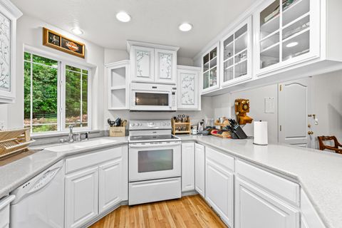 Tiny photo for 419 Idlewild Drive, Cave Junction, OR 97523 (MLS # 220213310)