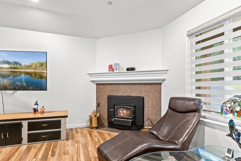 Tiny photo for 419 Idlewild Drive, Cave Junction, OR 97523 (MLS # 220213310)