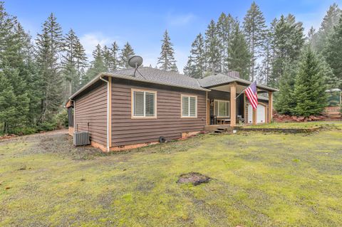 Tiny photo for 419 Idlewild Drive, Cave Junction, OR 97523 (MLS # 220213310)
