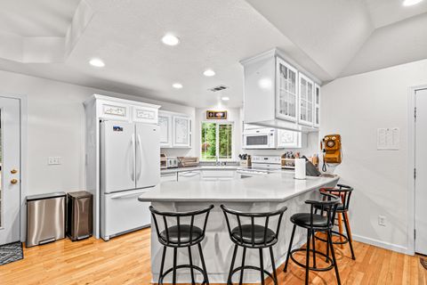 Tiny photo for 419 Idlewild Drive, Cave Junction, OR 97523 (MLS # 220213310)