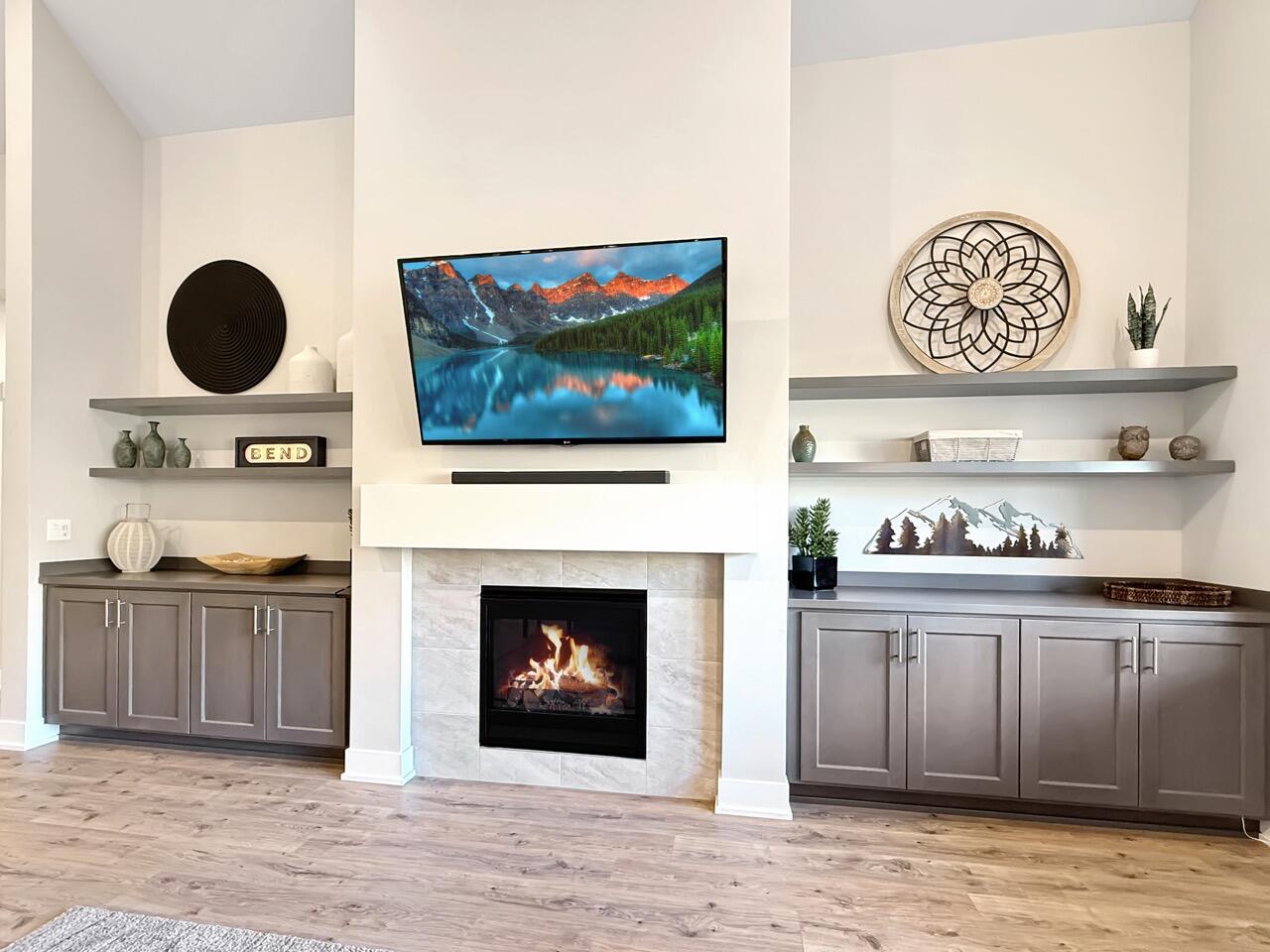 3834 NE Oakside Loop