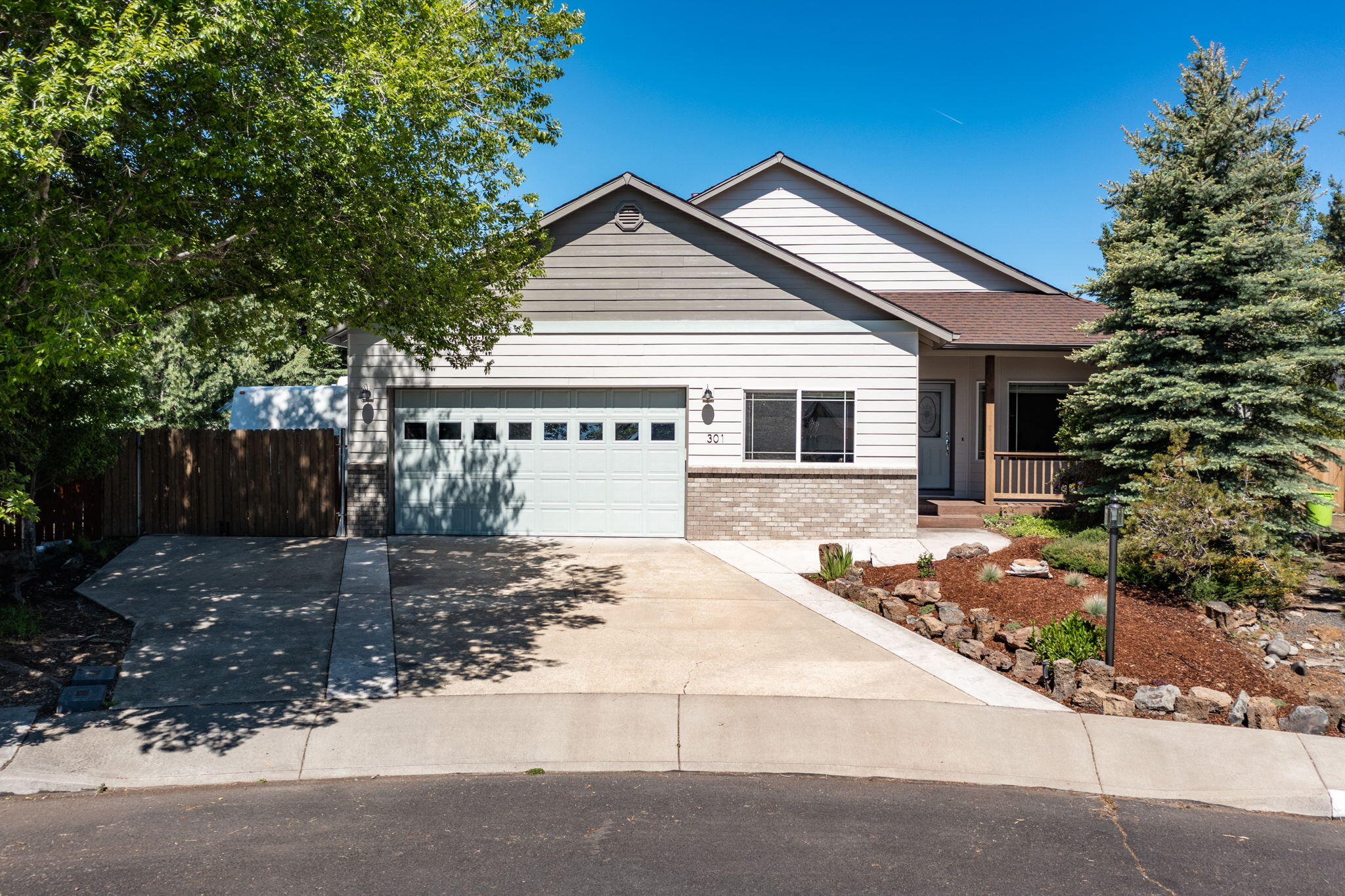 Hollow Pine Estate - Residential