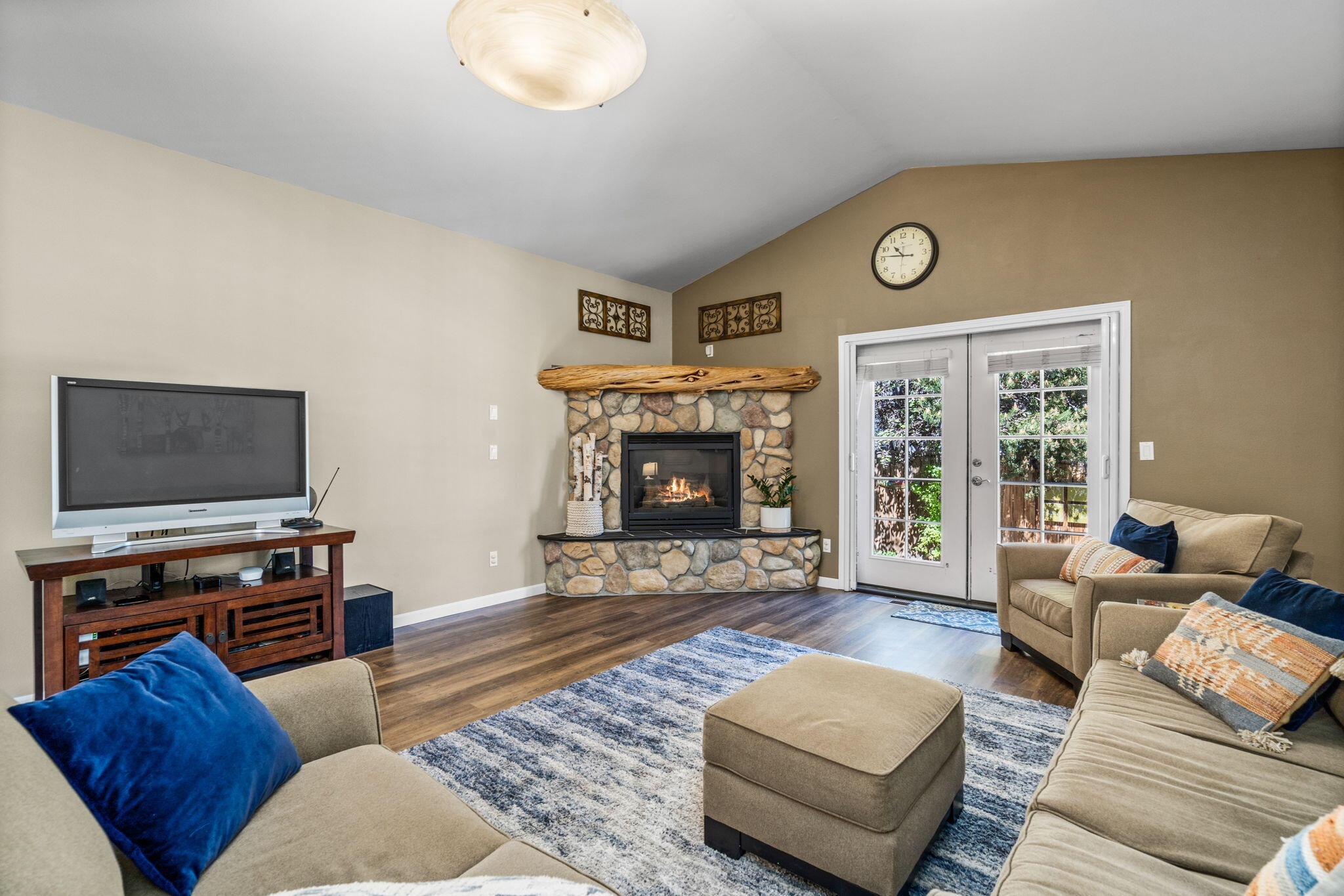 Hollow Pine Estate - Residential