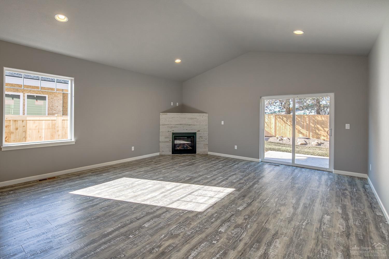 Canyon Rim Village - Residential