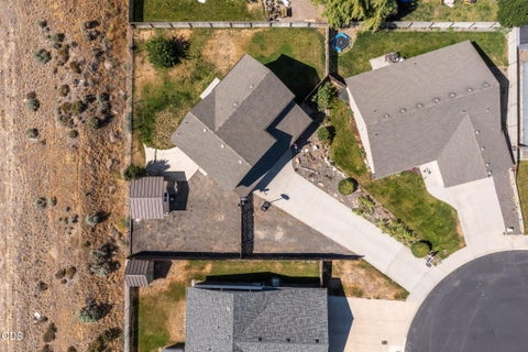 Tiny photo for 609 NE Stoneridge Lane, Prineville, OR 97754 (MLS # 220225113)