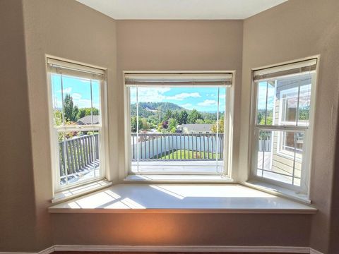 Tiny photo for 212 Wagon Wheel Drive, Grants Pass, OR 97527 (MLS # 220213080)