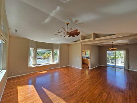 Tiny photo for 212 Wagon Wheel Drive, Grants Pass, OR 97527 (MLS # 220213080)