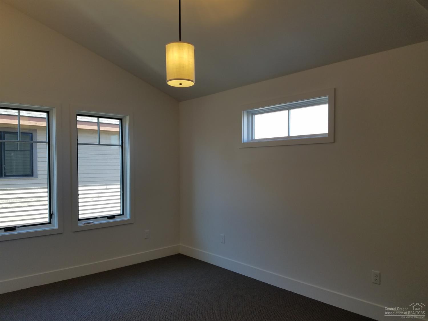 Pine Meadow Vill - Residential