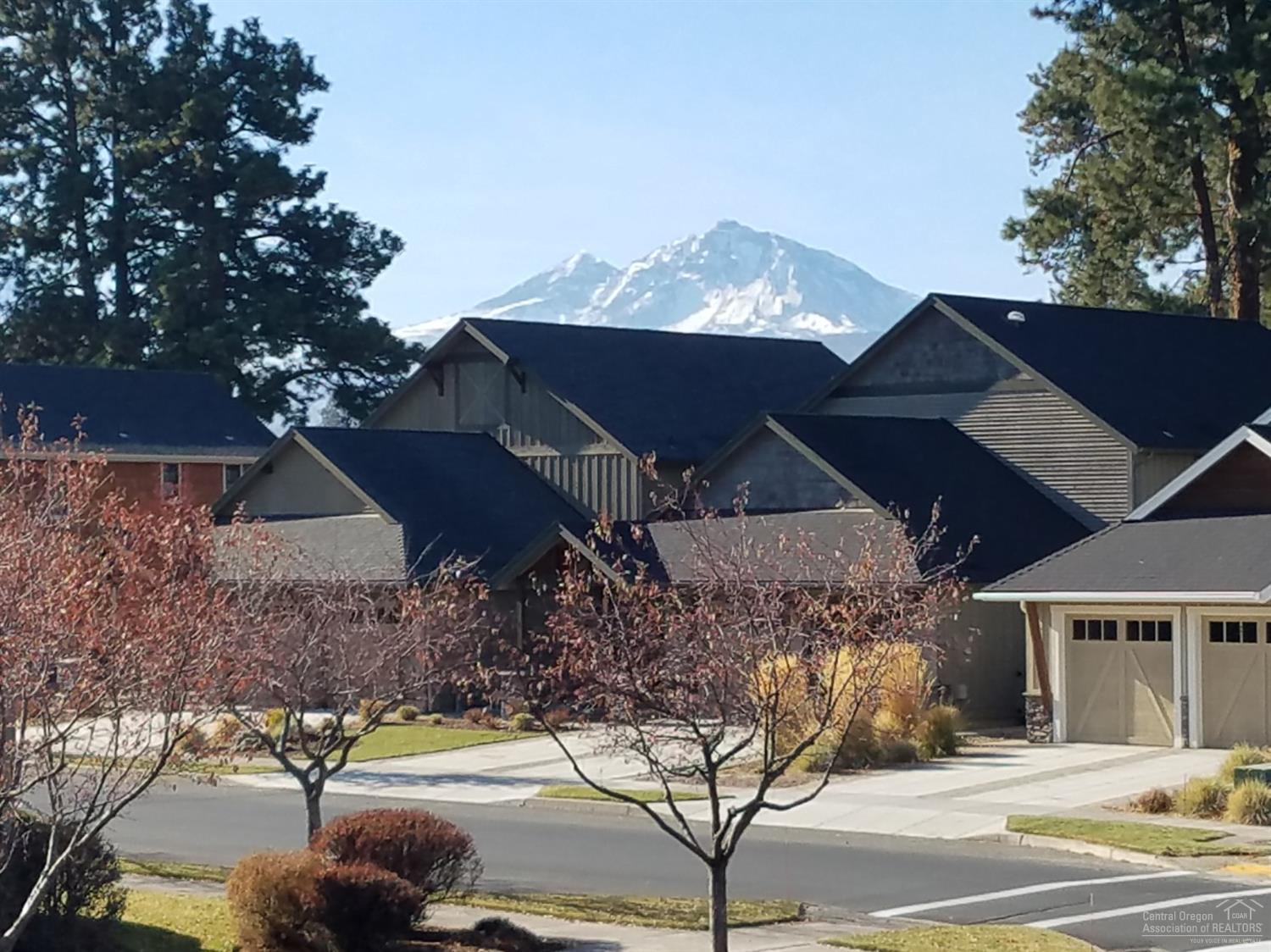 Pine Meadow Vill - Residential