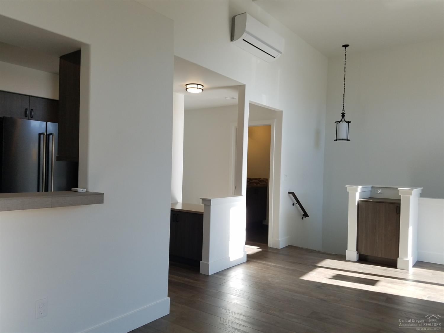 Pine Meadow Vill - Residential