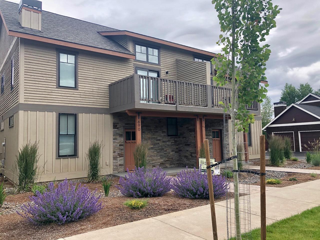 Pine Meadow Vill - Residential