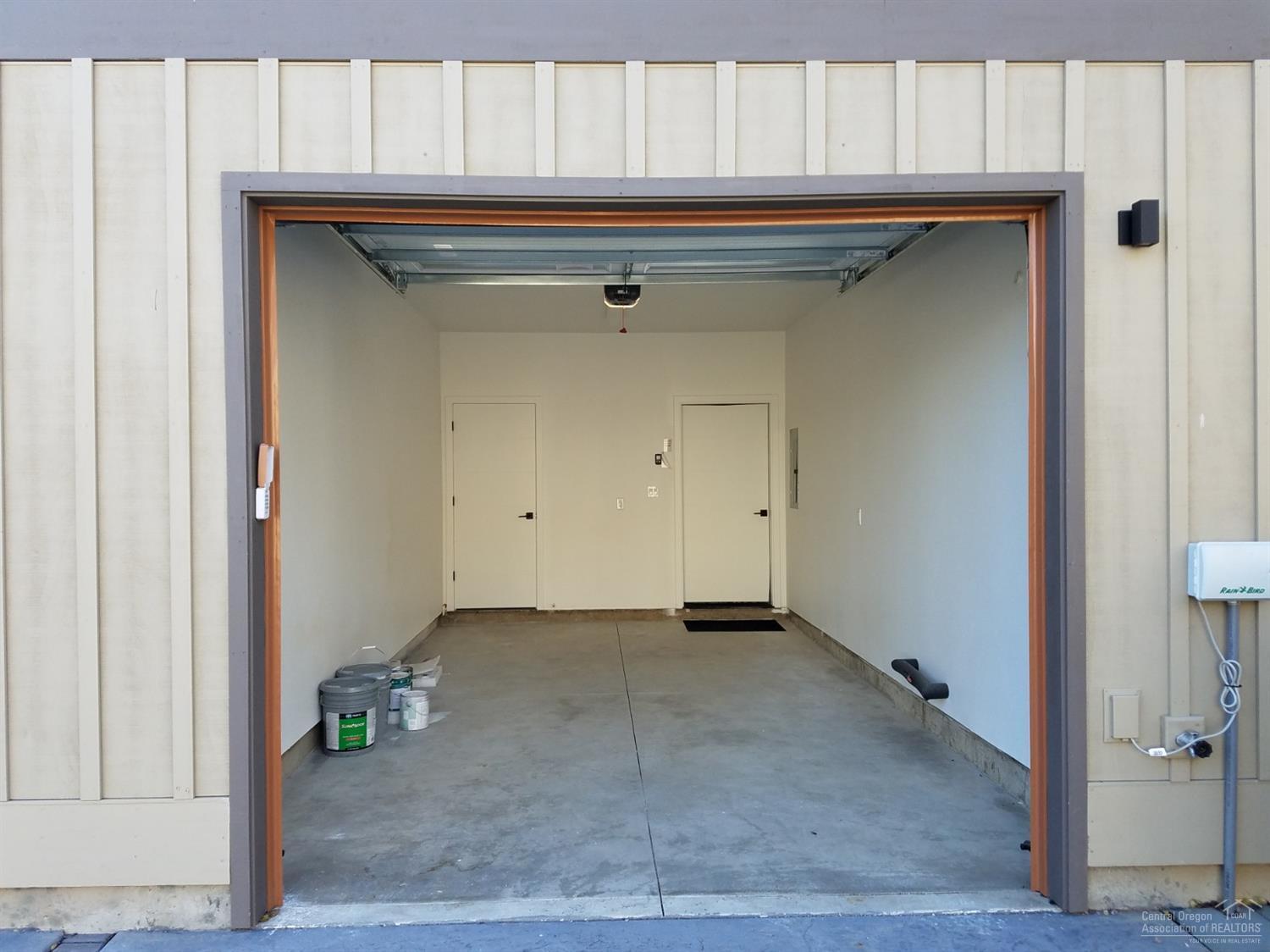 Pine Meadow Vill - Residential