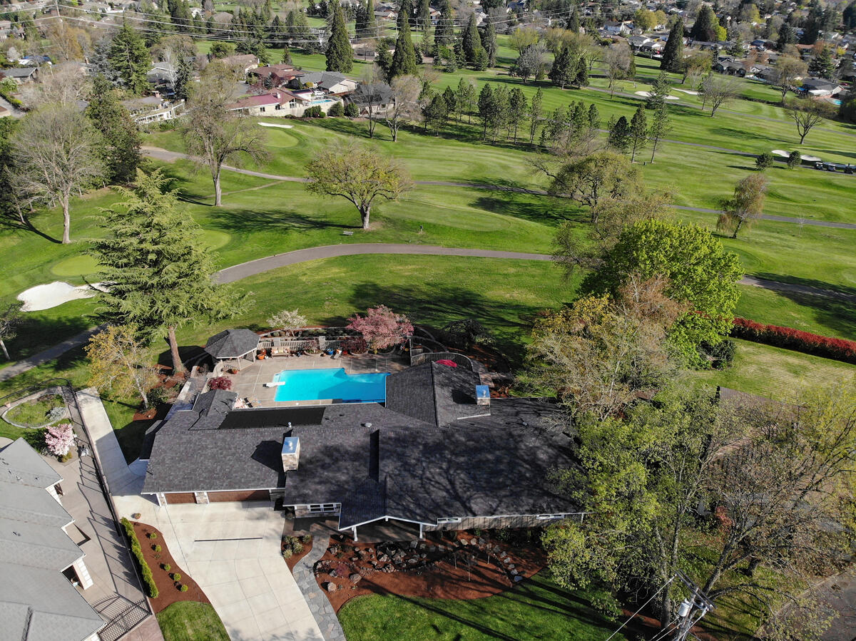 Rogue Valley Estates Subdivision - Residential