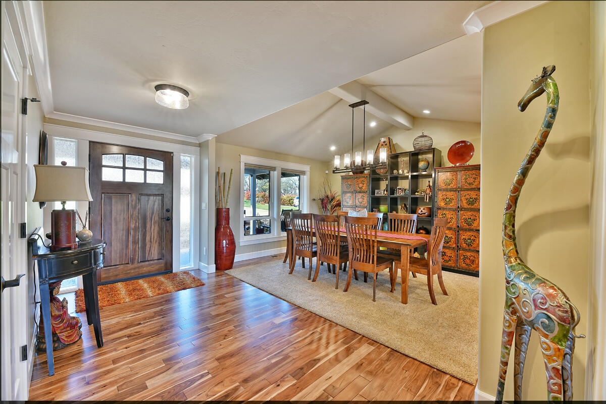 Rogue Valley Estates Subdivision - Residential