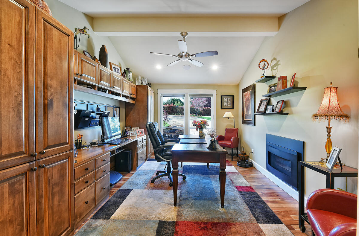 Rogue Valley Estates Subdivision - Residential