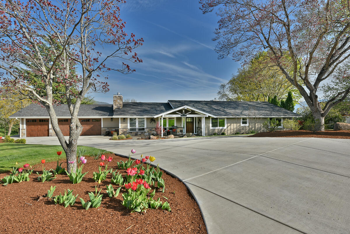 Rogue Valley Estates Subdivision - Residential