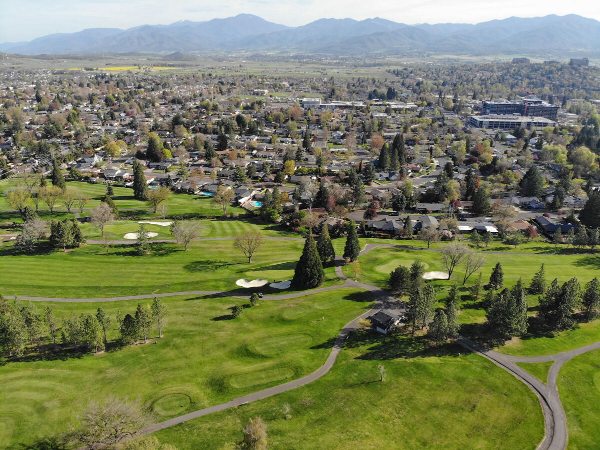 Rogue Valley Estates Subdivision - Residential