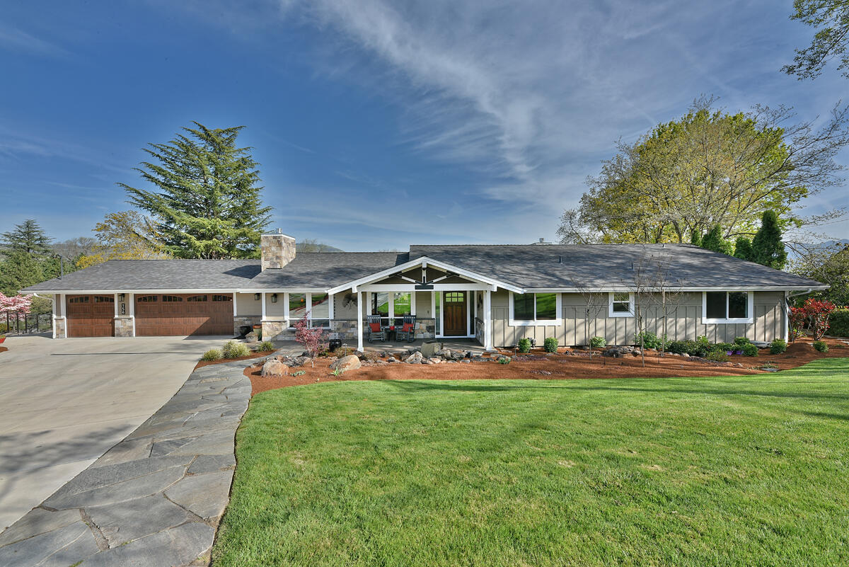 Rogue Valley Estates Subdivision - Residential