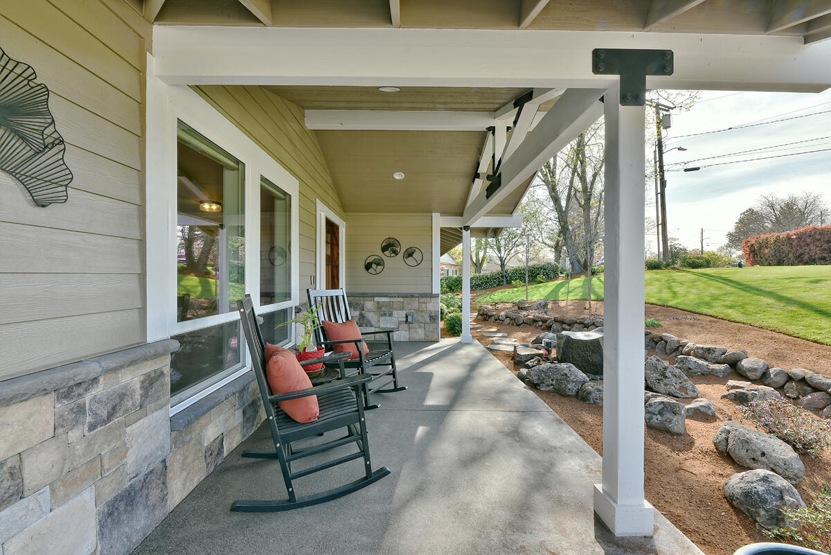 Rogue Valley Estates Subdivision - Residential