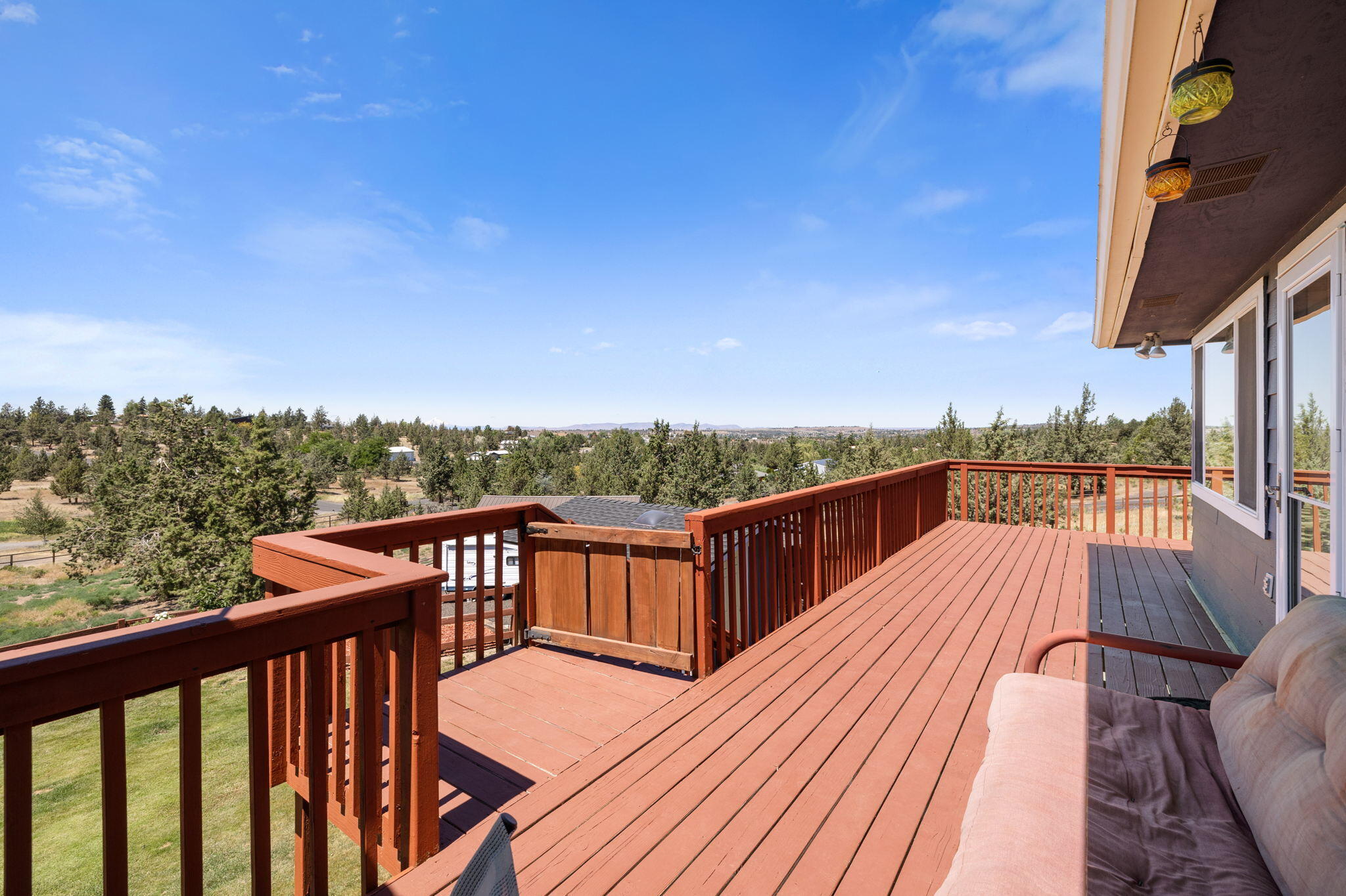 Madras Ranchos - Residential