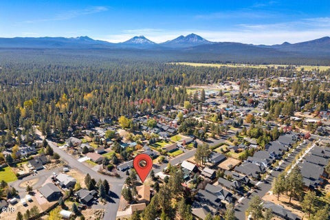 Tiny photo for 205 N Rope Place, Sisters, OR 97759 (MLS # 220230034)