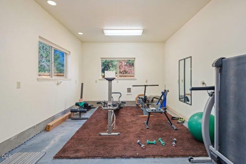 Tiny photo for 205 N Rope Place, Sisters, OR 97759 (MLS # 220230034)