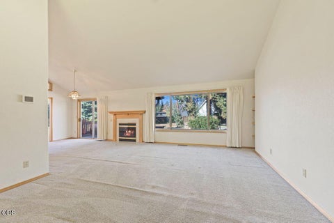 Tiny photo for 205 N Rope Place, Sisters, OR 97759 (MLS # 220230034)