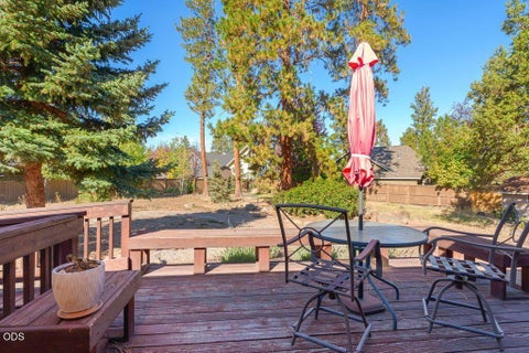 Tiny photo for 205 N Rope Place, Sisters, OR 97759 (MLS # 220230034)