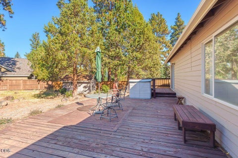 Tiny photo for 205 N Rope Place, Sisters, OR 97759 (MLS # 220230034)