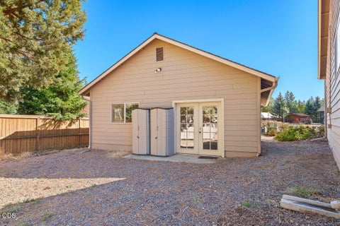 Tiny photo for 205 N Rope Place, Sisters, OR 97759 (MLS # 220230034)