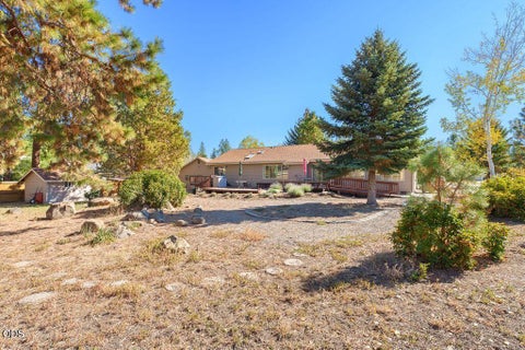 Tiny photo for 205 N Rope Place, Sisters, OR 97759 (MLS # 220230034)