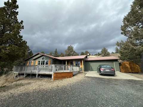 Photo of 120 Valley View Drive, John Day, OR 97845 (MLS # 220215495)