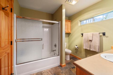 Tiny photo for 4649 Harrier Drive, Klamath Falls, OR 97601 (MLS # 220211906)
