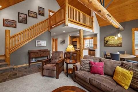 Tiny photo for 4649 Harrier Drive, Klamath Falls, OR 97601 (MLS # 220211906)